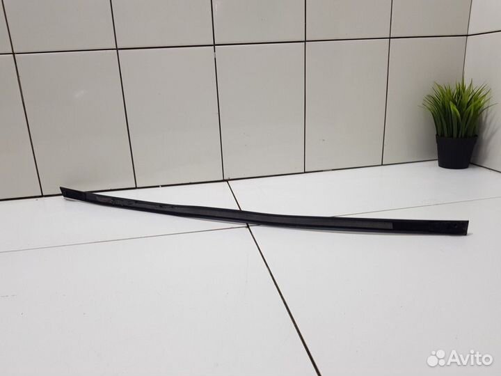 Молдинг задней правой двери верхний (Haval F7)