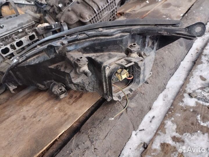 Правая Фара фокус 1