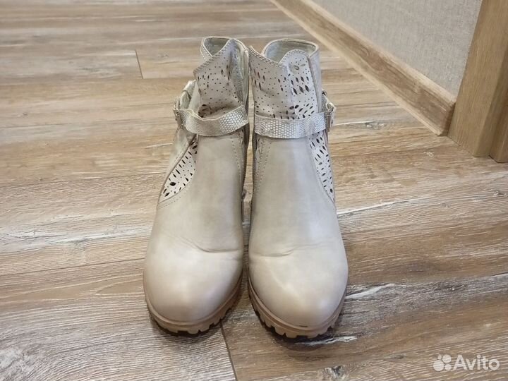 Ботильоны на высоком каблуке 38