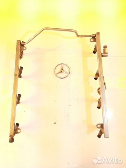 Рампа топливная с форсунками Mercedes