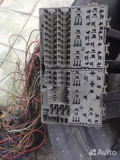 Блок предохранителей priora