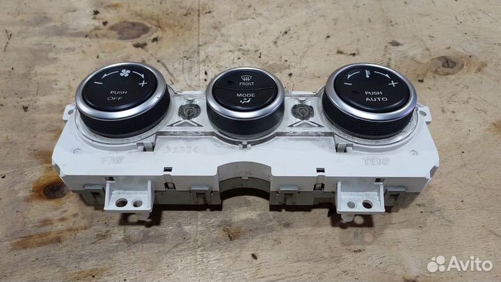 Блок управления отопителем Mazda 6 GG Рест