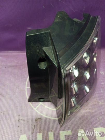 Фонарь задний правый Mitsubishi Outlander Xl CW6W