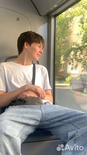 Промоутер раздача листовок