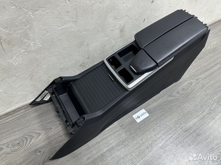 Подлокотник чёрная кожа Mercedes ML W166 GL X166