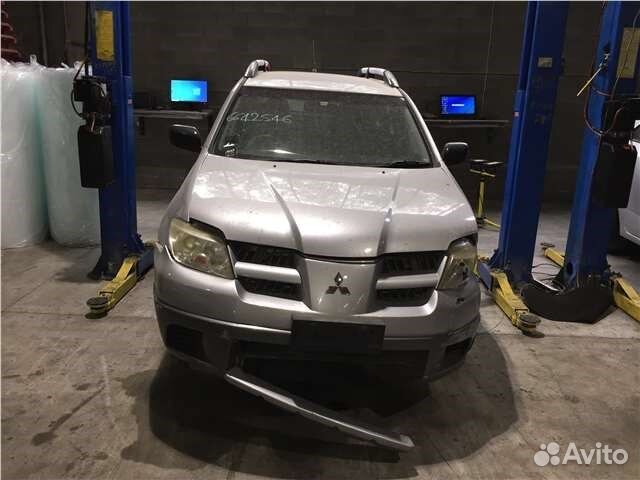 Разбор на запчасти Mitsubishi Outlander