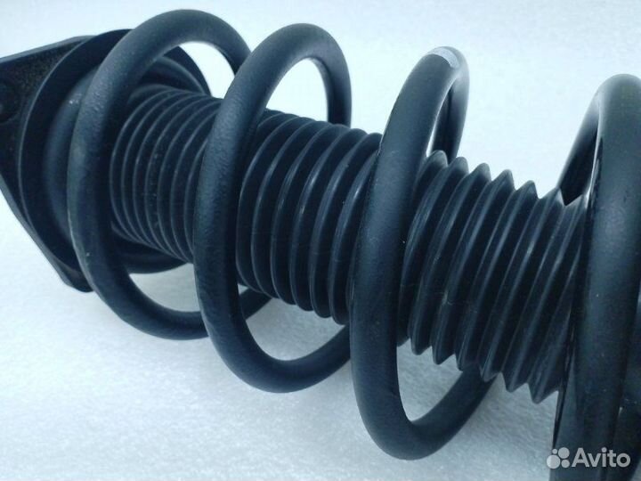 Б/У Амортизатор подвески Состояние отличное