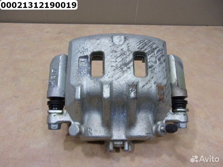 Subaru Forester Суппорт тормозной передний левый