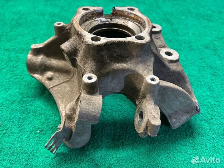 Кулак поворотный задний левый Bmw 5 G30 21Г