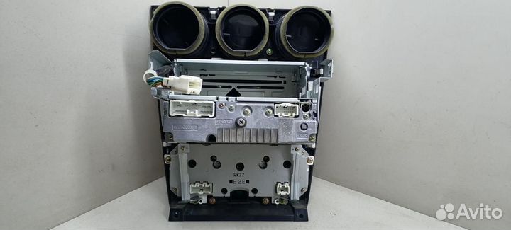 Б/У Б/У панель управления магнитолой +