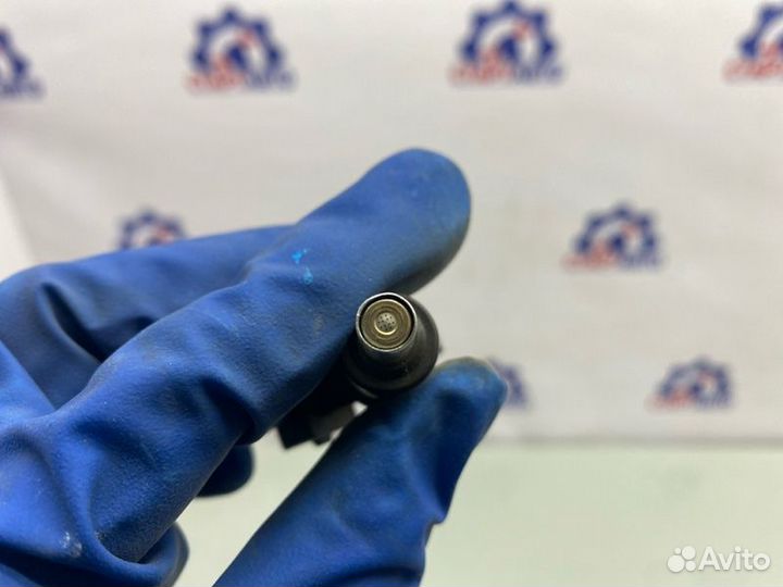 Форсунка инжекторная электрическая Opel Astra J