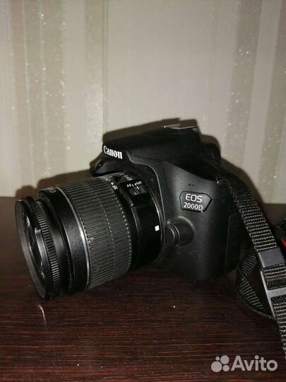 Фотоаппарат зеркальный Canon EOS 2000D EF-S 18-55