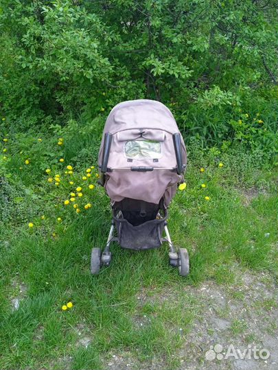 Прогулочная летняя коляска бу