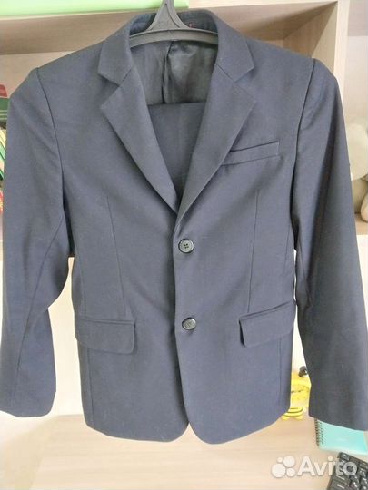 Школьный костюм