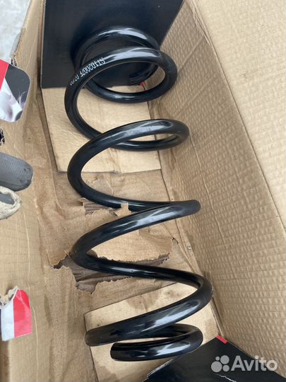 Новая передняя пружина подвески для Audi A4,A6