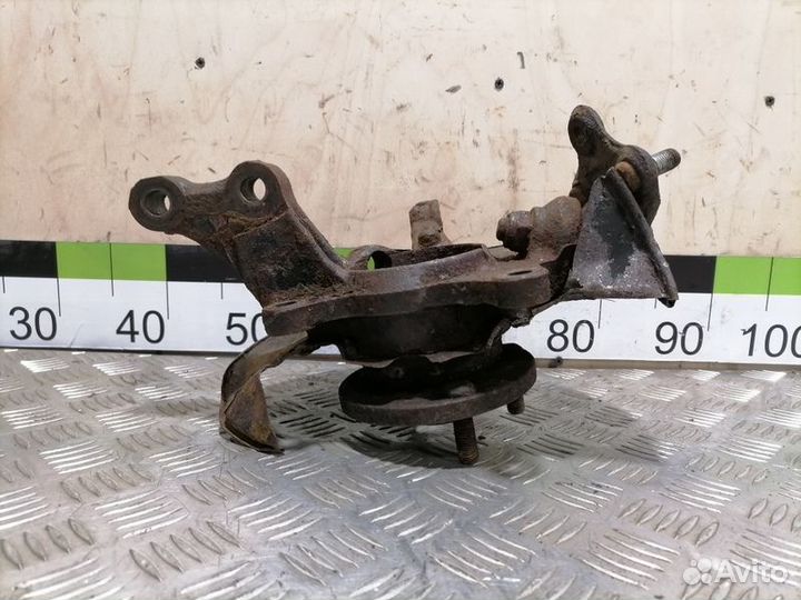 Кулак поворотный передний правый Toyota Corolla e1