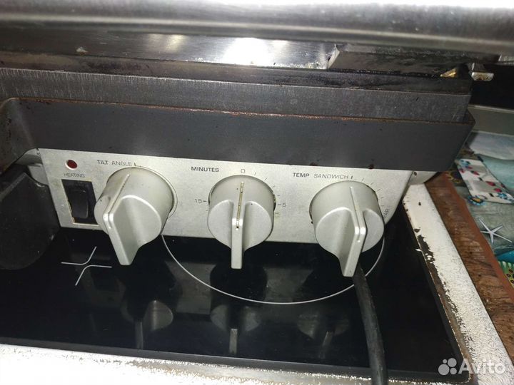 Гриль bork g800