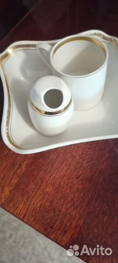 Тарелка,солонка,чашечка