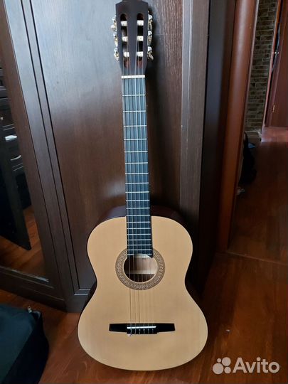 Классическая гитара hohner hc06