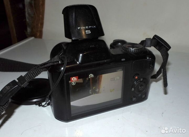 Fujifilm FinePix S8600 36х