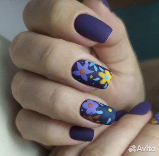 Маникюр и педикюр