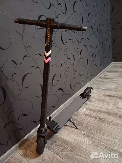 Электросамокат MidWay