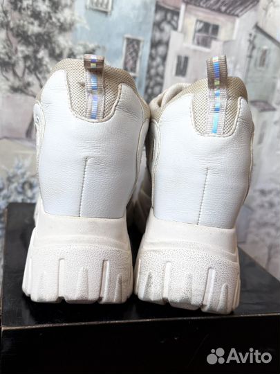 Кроссовки 37,5