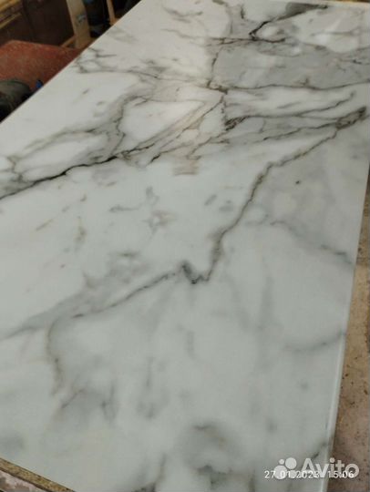 Столешница для кухни новая