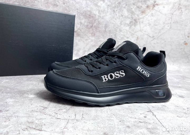 Кроссовки Boss удобные