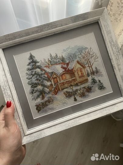 Картина вышитая крестом ручная работа