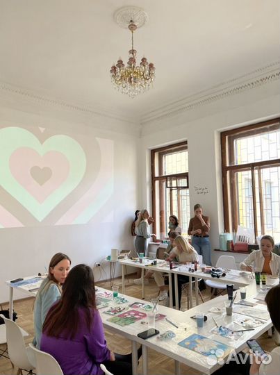 Аренда зала для арт-встреч и мастер-классов