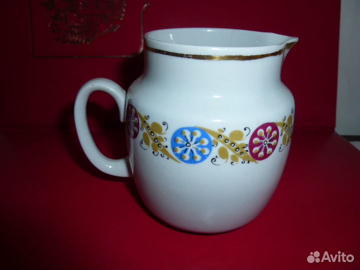 Молочники фарфоровые СССР -5 шт. Все целые, все