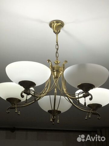 Люстра в отличном состоянии