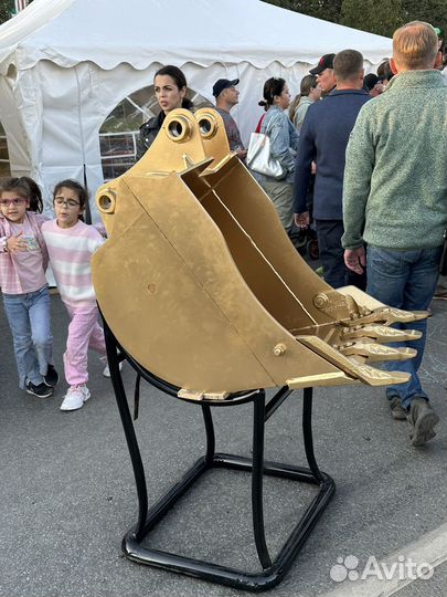 Оператор экскаватора-погрузчика