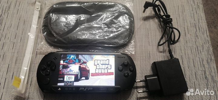 Sony PSP1008, wifi, прошита,27Гб(108игр), чехол