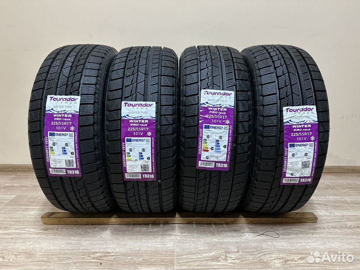 Tourador Winter Pro TSU2 225/55 R17 92V