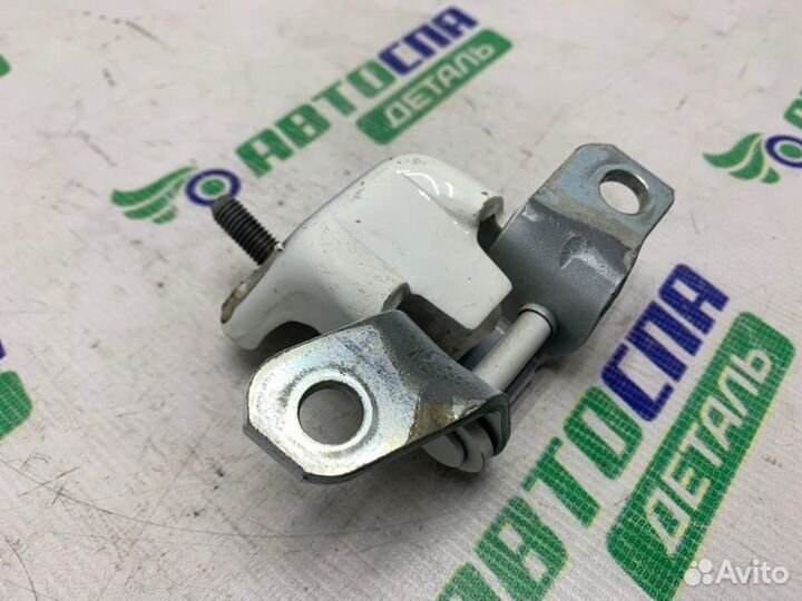 Петля двери задняя левая Mazda 6Gj/Gl седан бензин