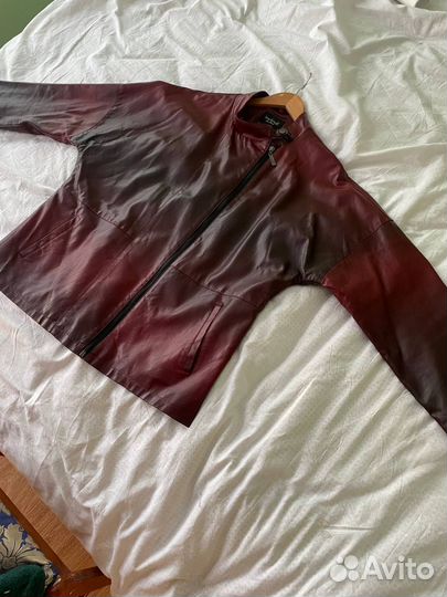 Ветровка женская