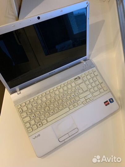 Ноутбук Sony vaio PCG-61211M