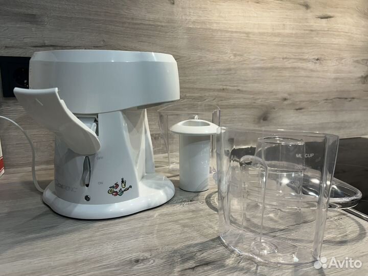 Соковыжималка Clatronic AE 2758