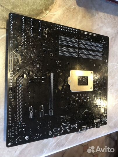 Материнская плата lga 1156