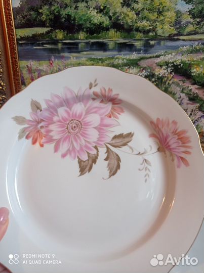Тарелки и блюдо Хризантема Дулево