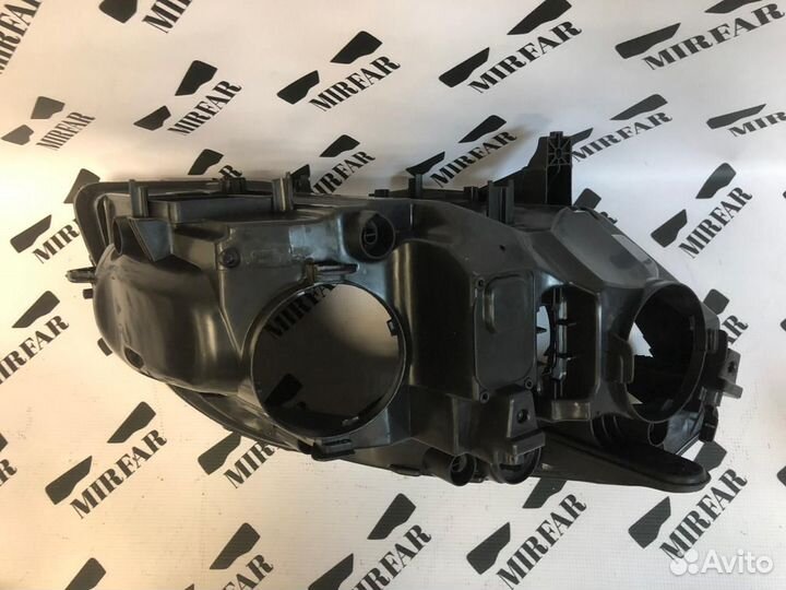 Левый корпус фары Mercedes-Benz GLK x204 2008-2012