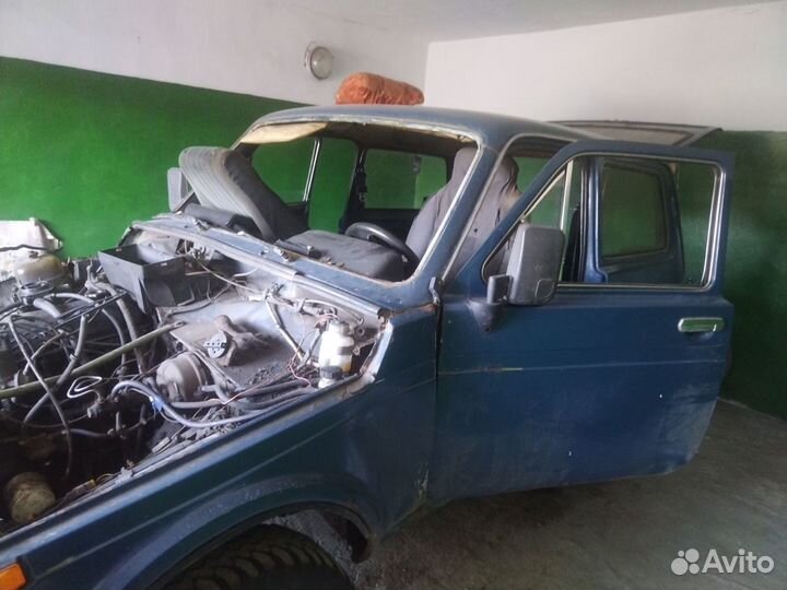 LADA 4x4 (Нива) 1.6 МТ, 1987, битый, 80 000 км