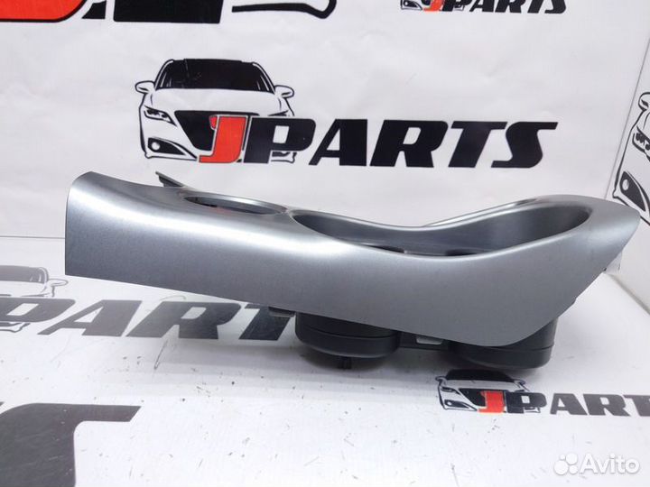 Подстаканник Mitsubishi Outlander XL