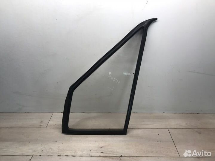 Стекло форточки переднее левое Mercedes Sprinter