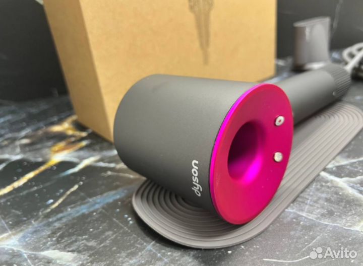 Фен Dyson Supersonic HD03