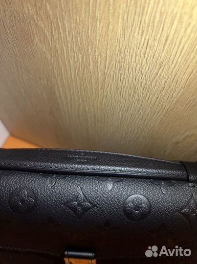 Сумка Louis Vuitton Pochette metis