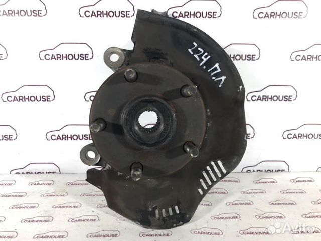 Кулак поворотный передний левый Toyota Corolla 150