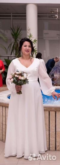 Свадебное платье